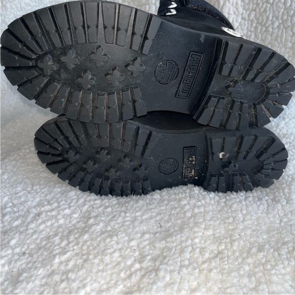 Timberland Black Velvet Women’s Boots - Picture 4 of 8